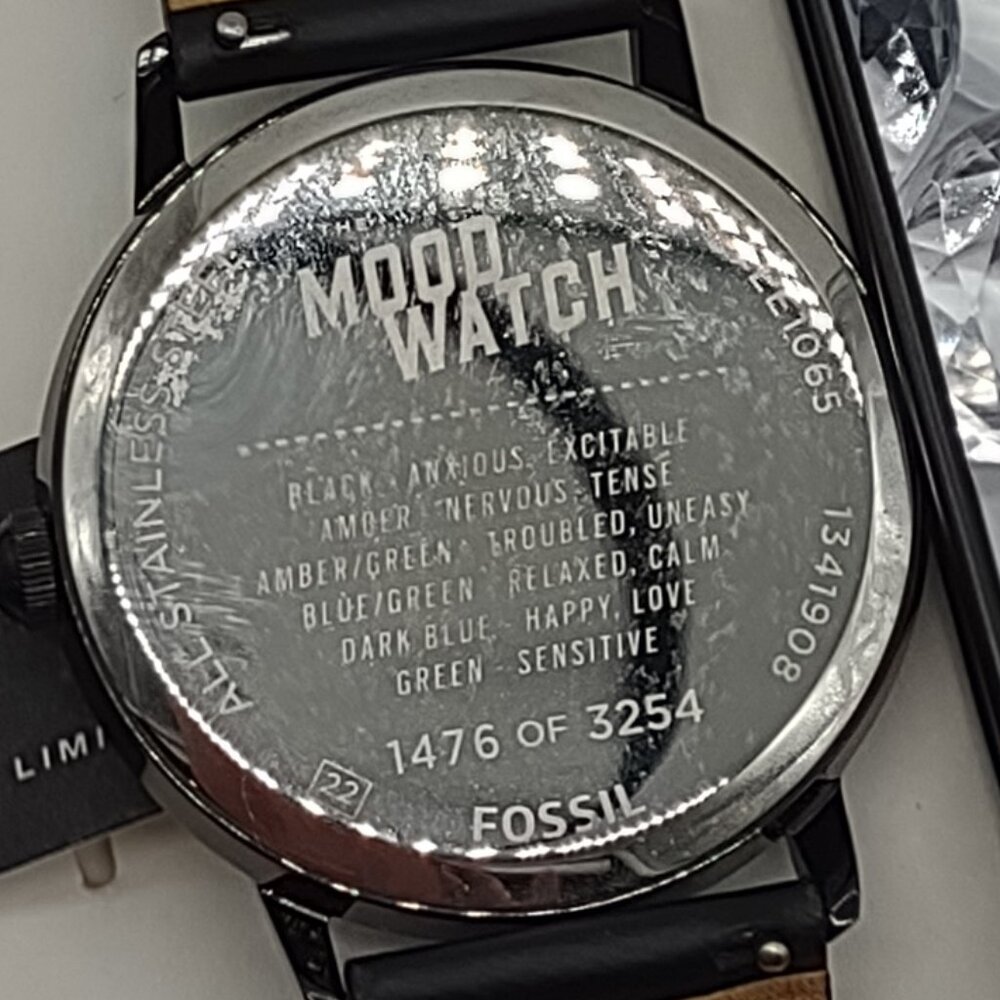 FOSSIL ARCHIVAL Series Limited Edition Mood Watch - Picture 9 of 12